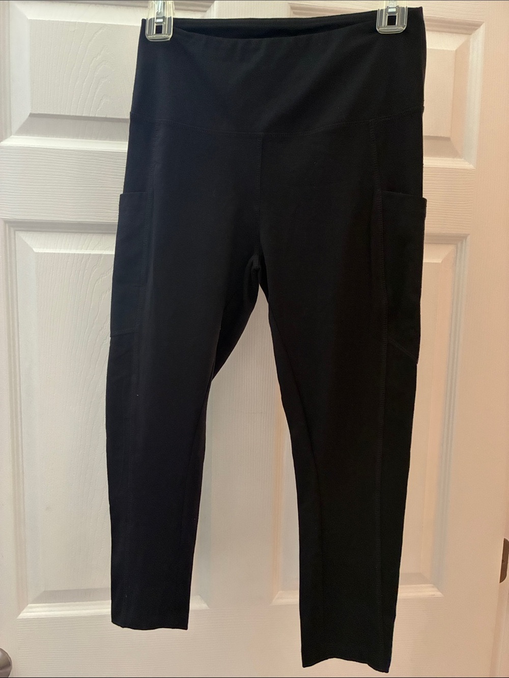Black High-Waist Pocket Leggings